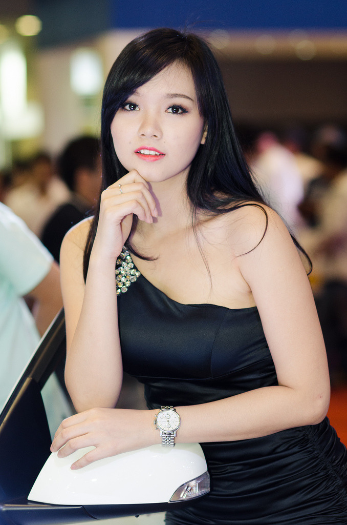 年轻的小岳母